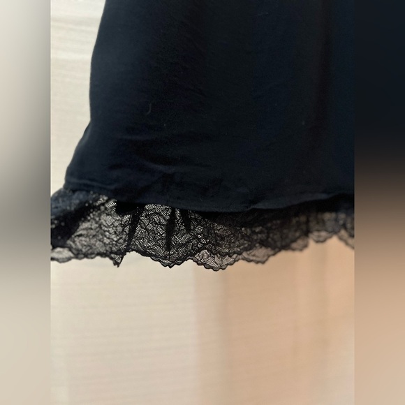 ⚫️ BOGO Zara black sleeveless wrap shirt lace detail size xs - Picture 7 of 7